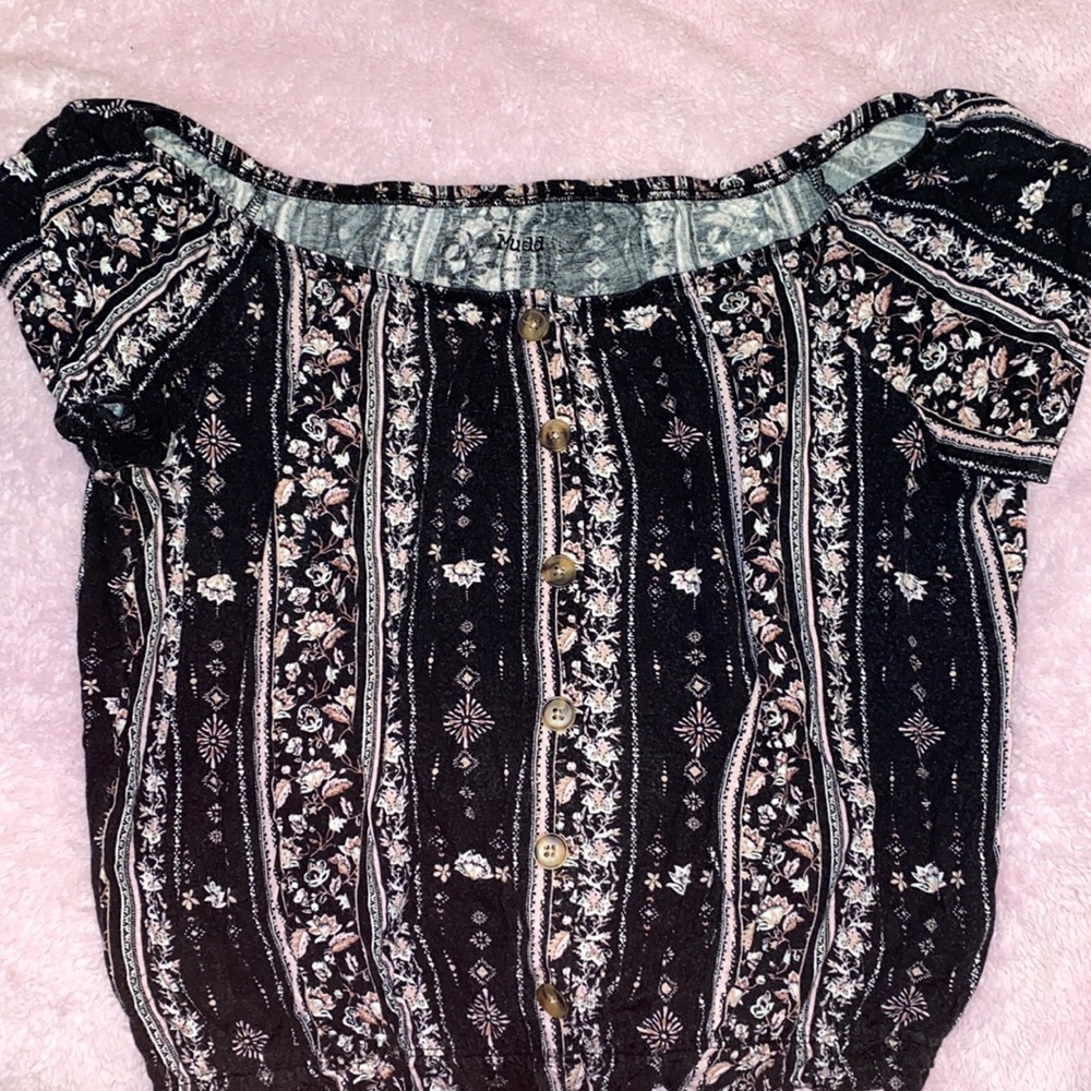 Soft Patterned Top